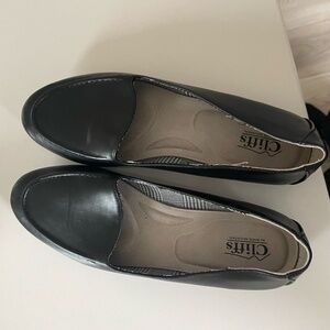 Cliffs By White Mountain Womens Black Slip-On Low Heel Loafers Size 11